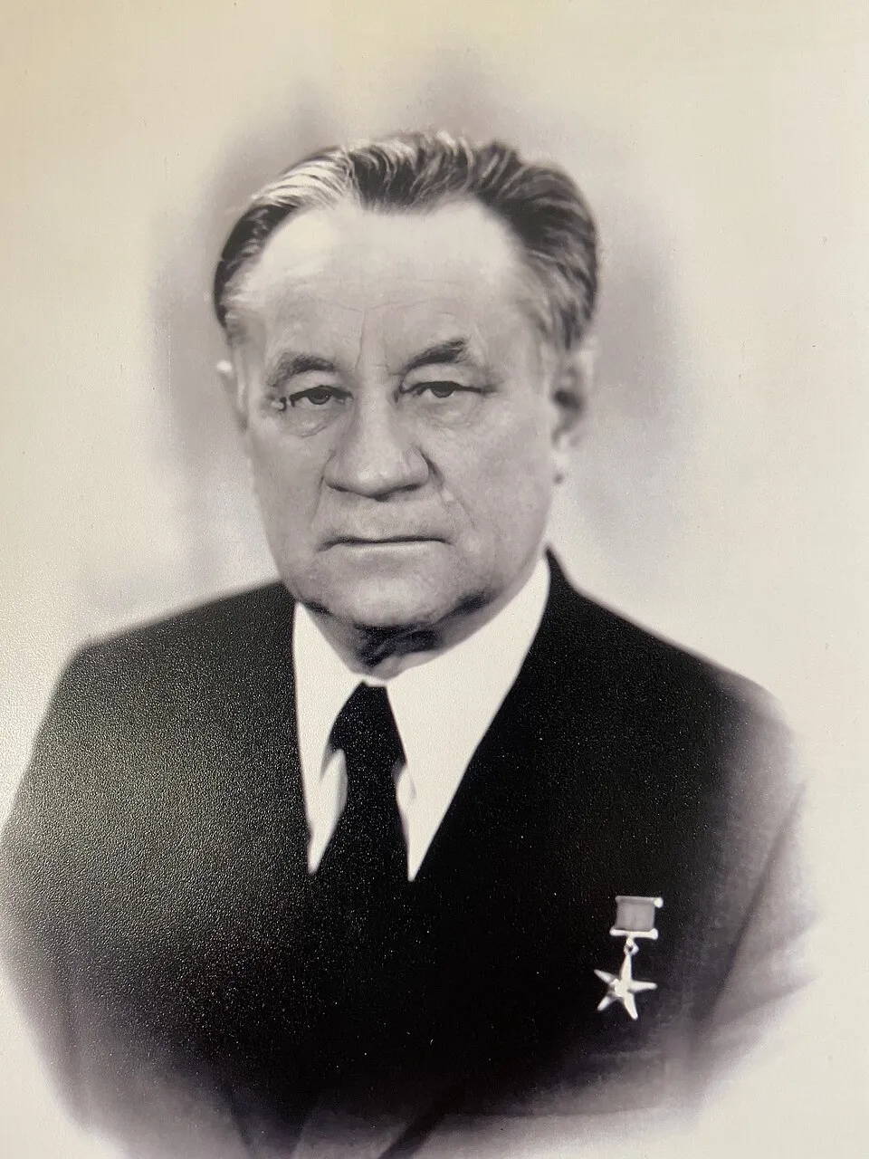 Фотография советского ученого-химика Д.В. Сокольского
