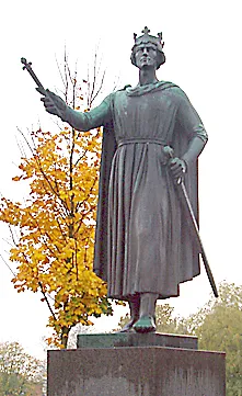 Danish king. Sculpture on the central square Torvet in Ringsted, Denmark