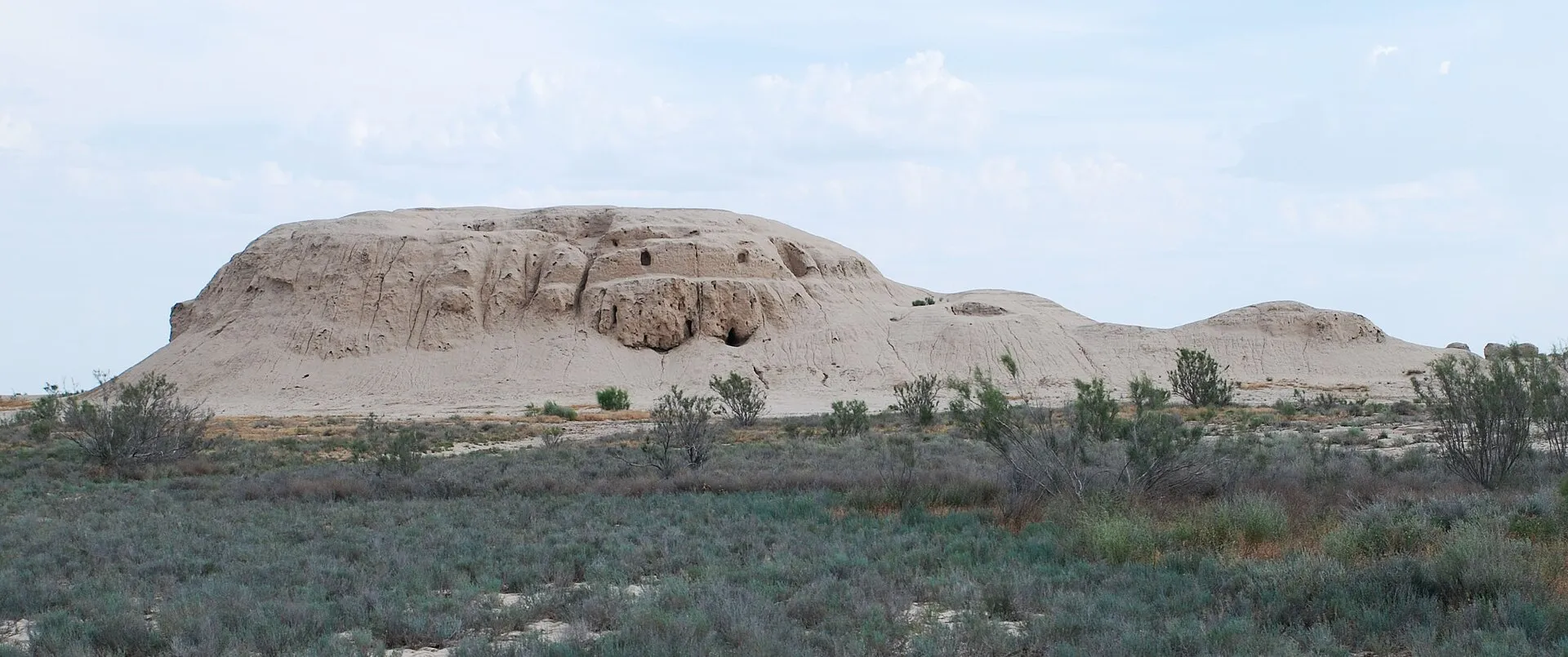 The ruins of the fortress (Altyn-asar)