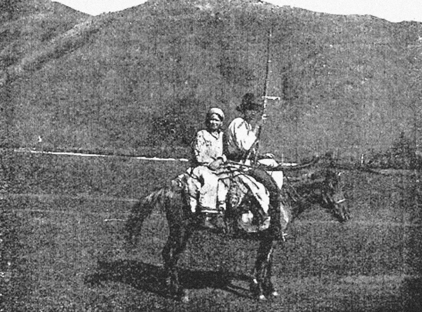 Бухтарминские старообрядцы. Поездка на пашню с косой. Источник: Бухтарминские старообрядцы. Материалы комиссии экспедиционных исследований. Серия Казахстанская. Вып. 17. Л., 1930.