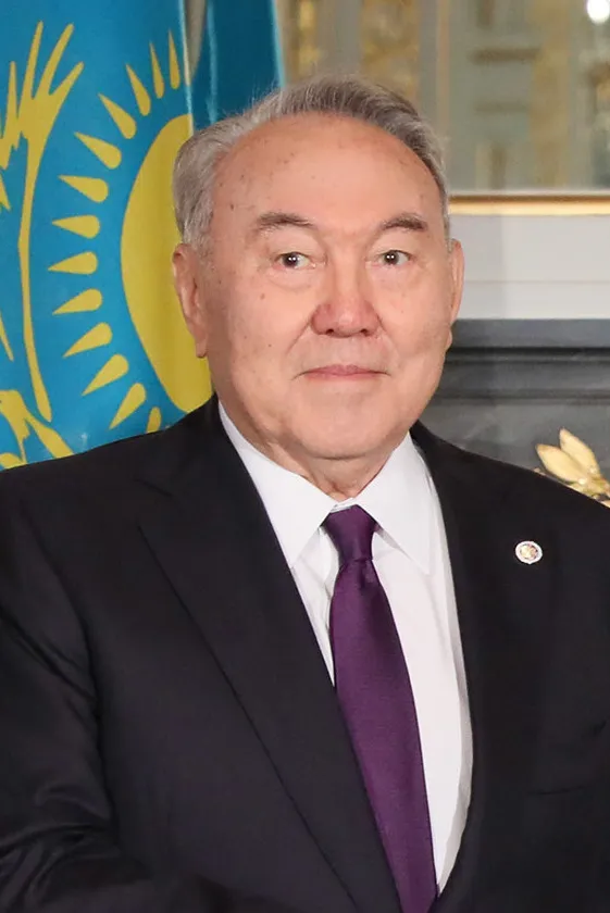 On October 23, 2019, Prime Minister Abe held a bilateral talk with the first President of Kazakhstan Nursultan Nazarbayev at the Guest House Akasaka Palace.